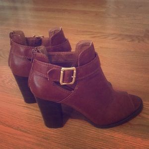 FIONI Block Heel Booties sz 7 1/2